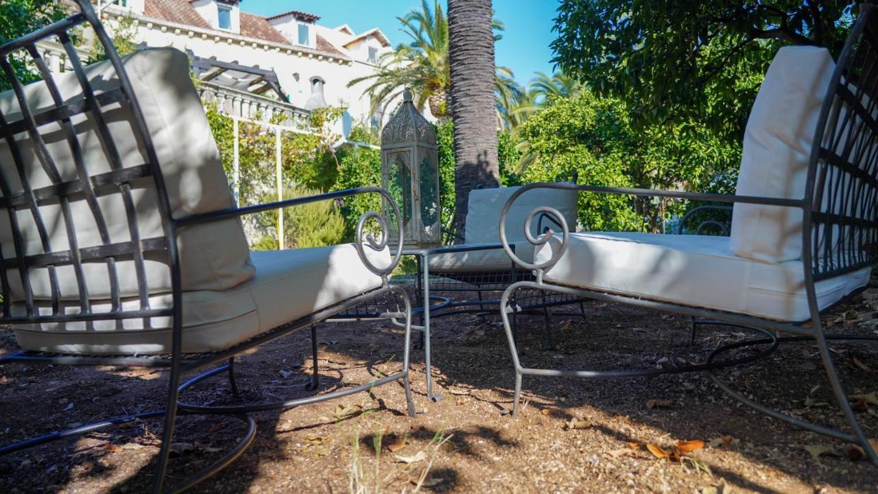 Charming Two-Bed Apartment Orange Garden Sutivan Extérieur photo